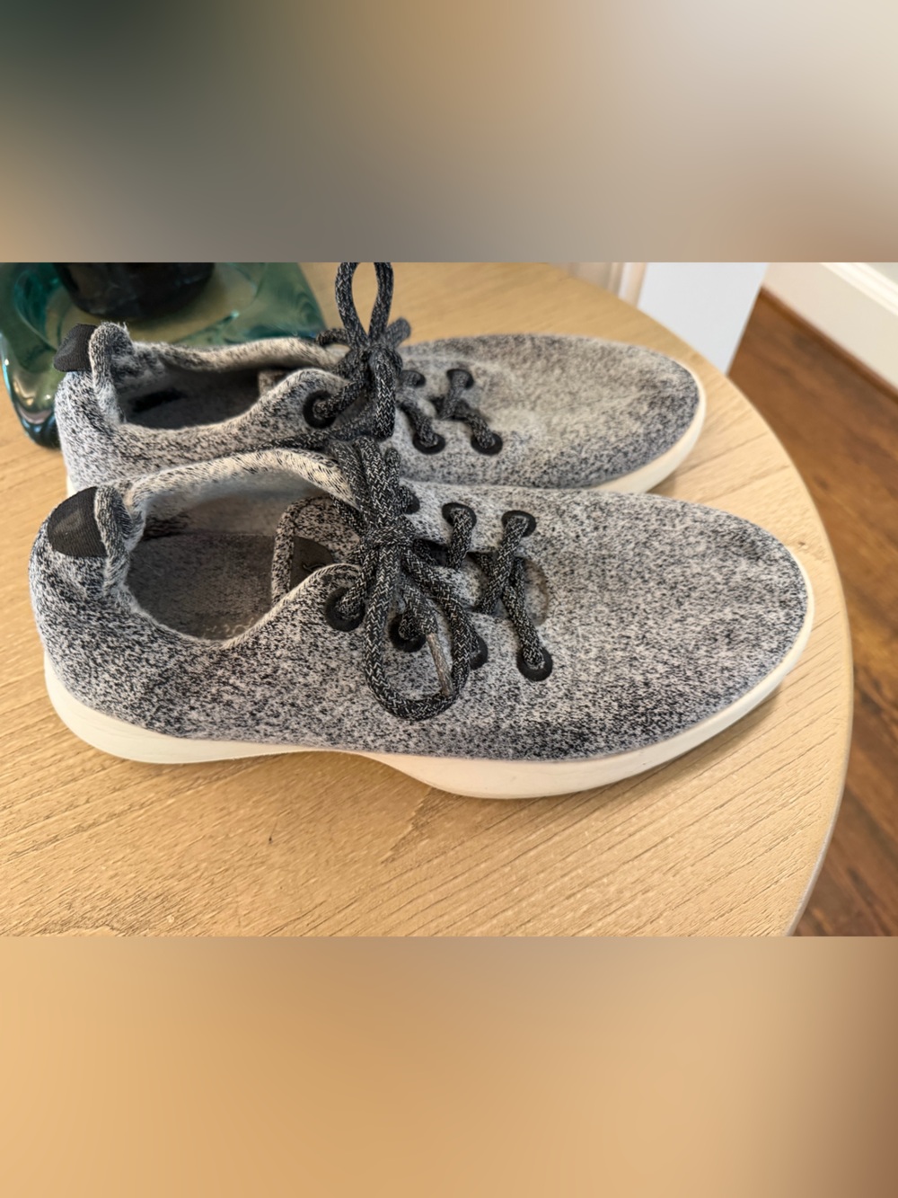 allbirds woman’s  Wool Runners sneakers  in Heather Gray 9
